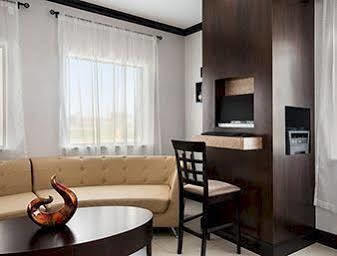 Days Inn Pearsall Buitenkant foto