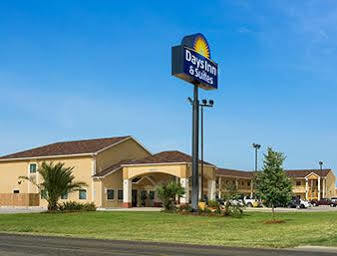 Days Inn Pearsall Buitenkant foto